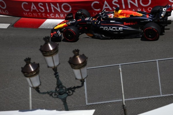 Формула-1 Гран-при Монако, квалификация: Леклер на поул-позишен, Пиастри — второй, Ферстаппен — шестой, Перес — 18-й